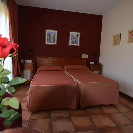 La Del Conde Hotel 3*